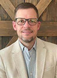 Highly Pathogenic Avian Influenza Meet Nat Geo WILD'S Critter Fixers:  Country Vets Emerald Coast Veterinary Conference In