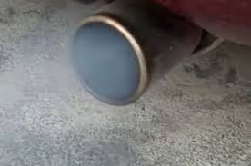 Berikut ini adalah bebedapa cara untuk mencegah dan juga mengatasi masalah mesin motor keluar asap akibat overheat : Penyebab Knalpot Mobil Keluar Asap Putih Bukan Dari Klep Bocor Semua Halaman Gridoto Com