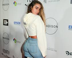 Sommer ray fans also viewed. Who Is Sommer Ray Machine Gun Kelly S Instagram Model Girlfriend Cleveland Com