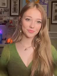 ∘ ˚ ₊ . '∙ ⸊ 🦖 ∙˙˚ — ✦ •˙ ⌗ Fancam da Sophie Grace!¡ || to triste pq minha  viagem q seria amanhã foi cancelada 😕 || xσxσ , 𝐑αყ! ▸— ݊݊𝐍ꫀׁׅܻ݊𝕨 թ᥆ׅ꯱t  !