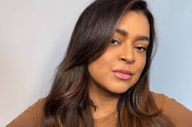 Com estilo único, Glória Maria também foi um ícone fashion da TV brasileira 