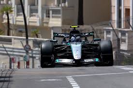 Antonelli desafia Ferrari para classificação e lidera TL3 do GP de Mônaco. Bortoleto é 7º