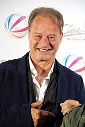 Tom Gerhardt's Instagram, Twitter & Facebook