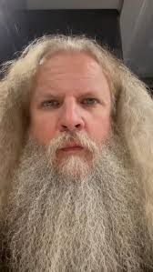 Midnight Gasoline” is out now. https://JameyJohnson.lnk.to/midnightgasoline