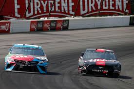 Retail, bancos y mercado financiero: Noticias De Kyle Busch Competicion