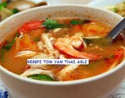 What i love most about tom yum goong (ต้มยำกุ้ง) is the flavors of lemongrass, galangal, kaffir lime leaves, fresh thai chilies, and fresh lime juice, that all combine to create a healthy and soothing broth. Resepi Resepi Tom Yam Thai Asli Resep Masakan Masakan Makanan Dan Minuman