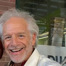 Robert Ōzn of ĒBN-ŌZN and Dada Nada (@robert.ozn) • Instagram photos and  videos