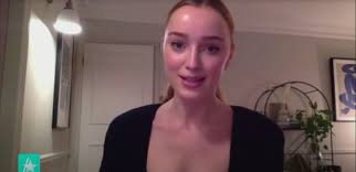 The star of the hit netflix series kicked off a series of rumors that he might be in line. Bridgerton S Rege Jean Page Responds To Rumours He S Dating Co Star Phoebe Dynevor Mirror Online