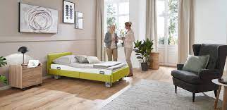 Wir haben für sie eine großartige auswahl an häuslichen pflegemöbeln und zubehör zusammengestellt. Regia Das Exklusive Pflegebett Burmeier