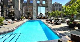 Best Family Hotels In Vancouver Great Outdoor Pool At The Westin Vancouver Hotels Family Hotel Hotel