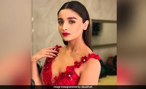 These celebrities put lots of efforts to maintain the gorgeousness of their dyed hair. Want To Look Like A Celebrity Top Diet And Beauty Secrets Of Celebrities Revealed