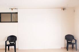Diy Photography Make A Low Profile Low Cost Backdrop Wall Mount Diy Photo Backdrop White Backdrop Photography Seamless Paper Photography