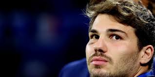 Antoine Dupont : retour sur la carrière du capitaine du XV de France, élu  meilleur joueur de rugby au monde