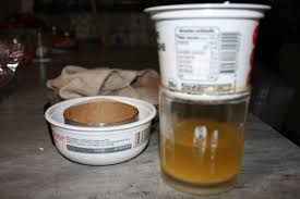 Utiliser Des Yaourts Perimes Pour Une Facon De Boursin Au Poivre Yaourt Perime Faire Son Fromage Boursin