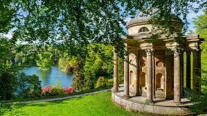 Pin By Rebecca Daniells On Dream Trip 202 England Countryside Famous Gardens World