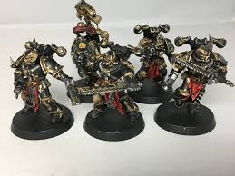 Start painting from the ceiling down to the floor in long, even motions. Black Legion Chaos Space Marine Painting Techniques Part 2 The Brush And Boltgun
