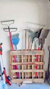 In some situations, having outdoor storage is preferable to an indoor one. 30 Brilliant And Inspiring Storage Ideas For Your Potting Shed