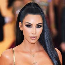 Skims is the new, solution focused approach to shape enhancing undergarments by kim kardashian west. Kim Kardashian Glow In The Dark Tattoo Kim Kardashian Phenomenal Star