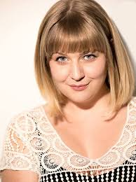 Alice Acker's Instagram, Twitter & Facebook