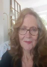 A weird thing happened to me just now. I was cycling through Datchet, not a  village which is known for its intellectual capital, and I passed the  village shop which had 4