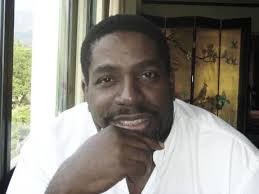 DJ Squeeze goes back to the turntables'