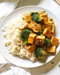 Tofu and broccoli with spicy oyster sauce requires very little prepping and is low in fat and calories. Vegan Asian Broccoli Mushroom Tofu Stir Fry My Plantiful Cooking