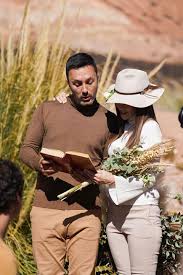 Cristina Pérez y Luis Petri se comprometieron al pie de la Cordillera de  los Andes: fotos y video de la ceremonia íntima - Infobae