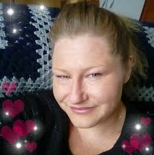 My first experience with this work was 12 years ago now, when I travelled  over east to learn from the amazing Belinda Grace! Since then after doing  her facilitator course, I have