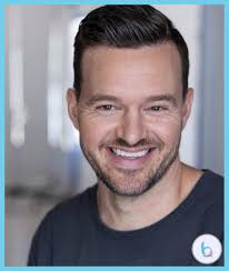 We are "liKIN" this "booKIN"/acting "relationSHIP". 😉🤝 Congratulations to  Boysen Talent's, Fernando Sanchez and Henry Saunders, for their "Kinship"  booking!👏🥳 #boysenagency #boysentalent #bookingboysen