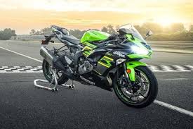 See more ideas about super bikes, sport bikes, motorcycle. Kawasaki Ninja Zx 6r 2021 Malaysia Price Specs January Promos