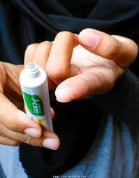 Bersih dan keringkan daerah yang hendak disembuhkan. Acnes Spot Care Efektif Hilangkan Bekas Jerawat Labollatorium Comlabollatorium Com