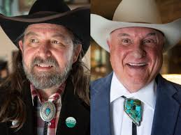 In the county that claims Mark Twain, an irreverent online publisher faces  off with a powerful developer over who is a journalist