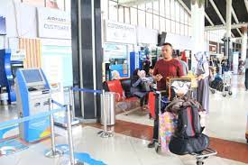 Kebijakan ini diambil untuk mendukung perbaikan pelayanan dan fasilitas bandara. Soekarno Hatta Tangerang