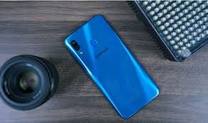 Descubra a melhor forma de comprar online. Celular Samsung Barato 6 Modelos Para Comprar Em 2019 Deumzoom