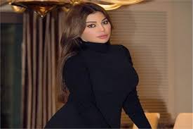 هيفاء وهبي ، مغنية وممثلة وفنانة استعراضية لبنانية / مصرية، حصلت خلال مشوارها الفني على العديد من الجوائز عن فئة الممثلات والمغنيات والفنانات الإستعراضيات. ÙˆØ§Ù„Ø¯ØªÙ‡Ø§ Ù…ØµØ±ÙŠØ© ØªØ¹Ø± Ù Ø¹Ù„Ù‰ Ø¹Ù…Ø± Ù‡ÙŠÙØ§Ø¡ ÙˆÙ‡Ø¨ÙŠ Ø§Ù„Ø­Ù‚ÙŠÙ‚ÙŠ Ø¨ÙˆØ§Ø¨Ø© Ø£Ø®Ø¨Ø§Ø± Ø§Ù„ÙŠÙˆÙ… Ø§Ù„Ø¥Ù„ÙƒØªØ±ÙˆÙ†ÙŠØ©
