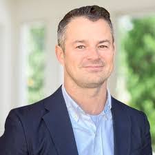 Tom Giovingo's Instagram, Twitter & Facebook