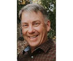 Robert Stenquist's Instagram, Twitter & Facebook