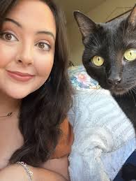 It's Cinco de Mayo! Here's to all the margs and Mexican food that bring so  much joy to my life. Happy marg day.