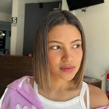 Sandy Soto Salón & Spa added a...