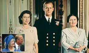 Скачивай и слушай queen mother love и queen mother love nostalgie на zvooq.online! Prince Philip And The Queen Mother Never Really Got Along Daily Mail Online
