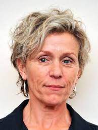 Ею стала фрэнсис макдорманд за роль в фильме земля кочевников. Frensis Makdormand Frances Mcdormand Biografiya Informaciya Lichnaya Zhizn Foto