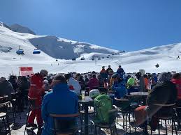 In het authentieke stadje bourg st maurice, eindbestemming van de ski thalys, bevindt zich niet ver van het station een cgh résidence. Residence Cgh Le Coeur D Or Prices Condominium Reviews Bourg Saint Maurice France Tripadvisor