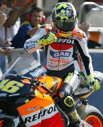 Pin By Michelle Carson On Ship In 2020 Valentino Rossi Valentino Rossi 46 Valentino