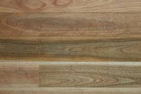 Spotted gum timber decking has interesting features that make it an excellent choice for your decking project. Nsw Spotted Gum Sydney Timber Flooring