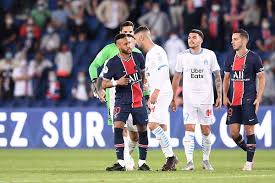 Konflik antara bek marseille, alvaro gonzalez dan bintang psg, neymar berlanjut pada kamis (14/1) dini hari wib, dengan pemain spanyol itu menyebut sang superstar brasil sebagai sampah di twitter setelah kedua tim berhadapan di trophee des champions. Paris Star Neymar Zofft Sich Offentlich Mit Marseille Profi Alvaro Gonzalez Mopo De