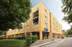 (score from 3467 reviews) real guests • real stays • real opinions. Best Western Plaza Hotel Hamburg