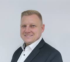 Neuer Geschäftsführer bei Hess GmbH Licht + Form