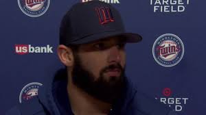 Twins' Smeltzer took wife's pitching advice