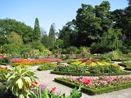 Une belle idée de sortie en famille! Le Parc De La Tete D Or Visiter Lyon Tourisme Et Actualites