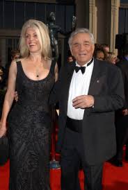 Peter falk, tv's legendary 'columbo,' dies at 83 peter falk was perhaps best known for his role as the disheveled police lt. Peter Falk 1927 2011 New York Ny